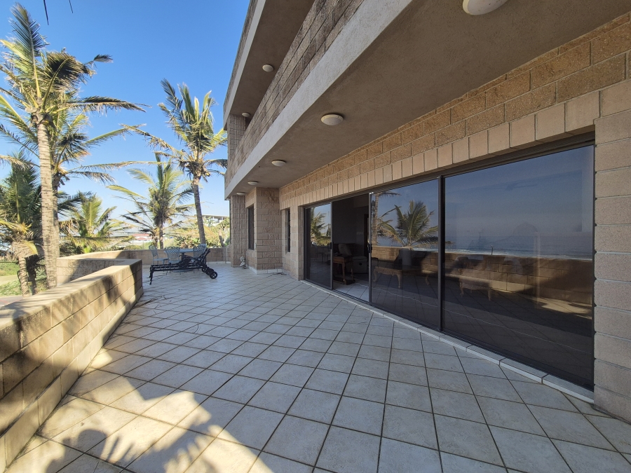 4 Bedroom Property for Sale in Tinley Manor KwaZulu-Natal