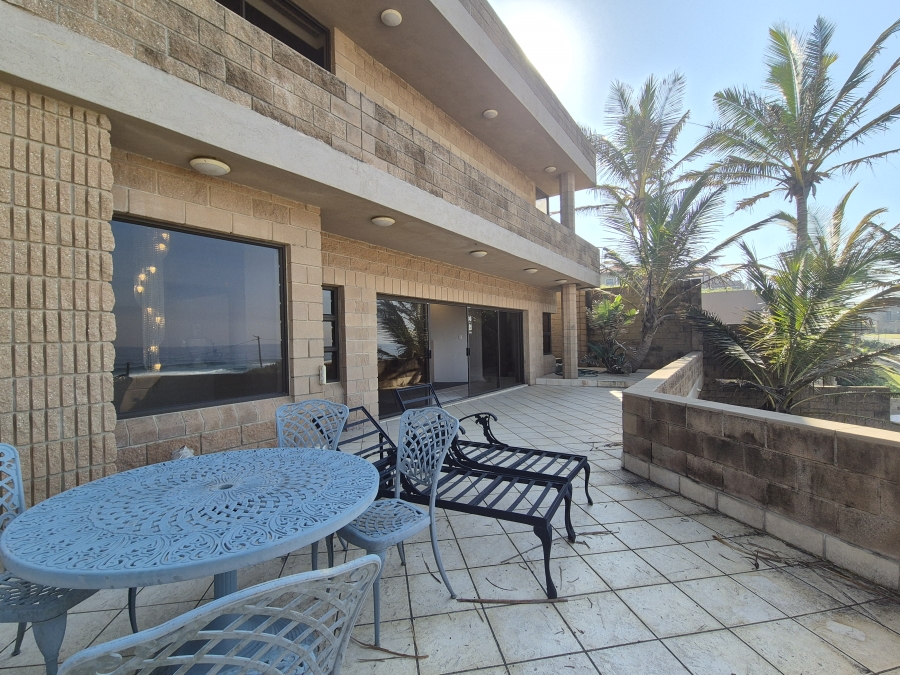 4 Bedroom Property for Sale in Tinley Manor KwaZulu-Natal