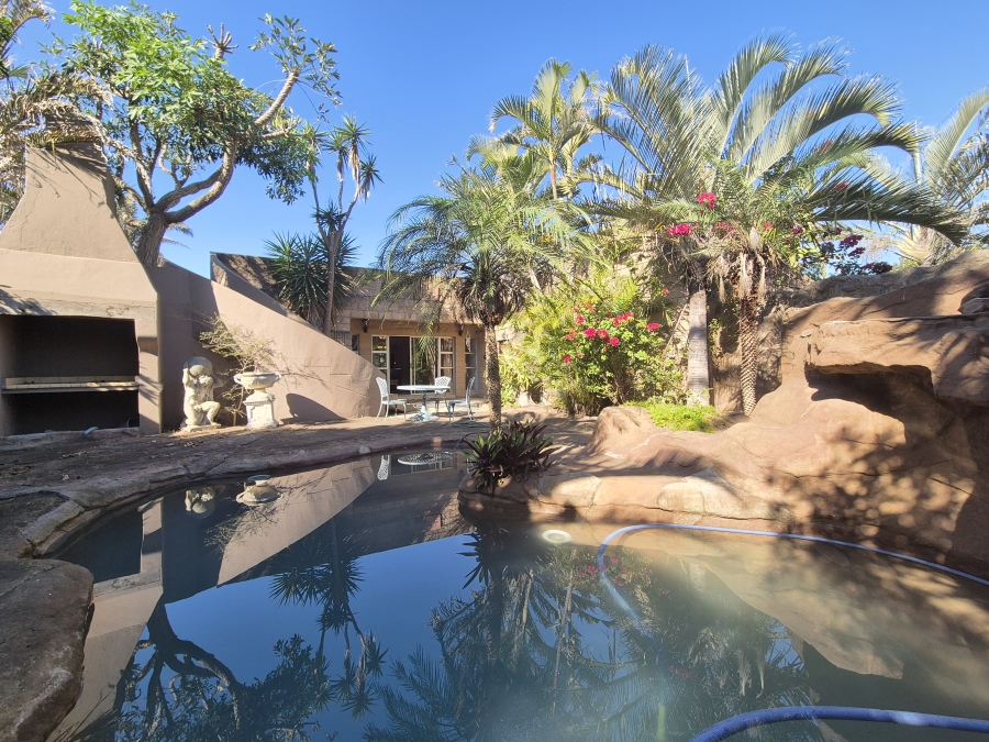 4 Bedroom Property for Sale in Tinley Manor KwaZulu-Natal
