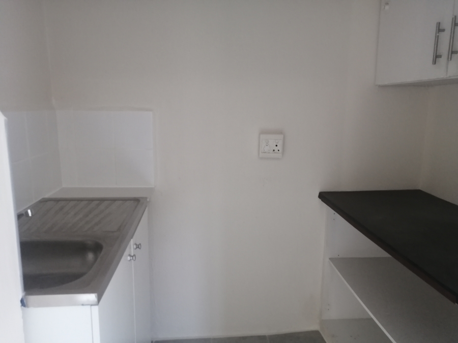 To Let 1 Bedroom Property for Rent in Umbilo KwaZulu-Natal