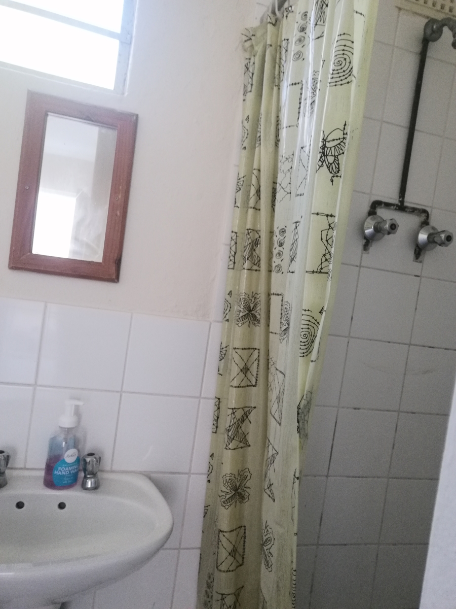 To Let 1 Bedroom Property for Rent in Umbilo KwaZulu-Natal