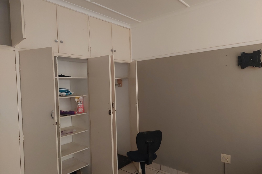 3 Bedroom Property for Sale in Scottsville KwaZulu-Natal