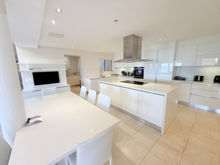 5 Bedroom Property for Sale in Umhlanga KwaZulu-Natal