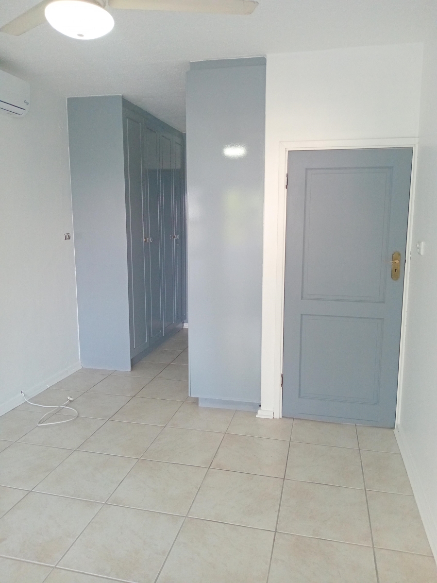 To Let 2 Bedroom Property for Rent in Umhlanga KwaZulu-Natal