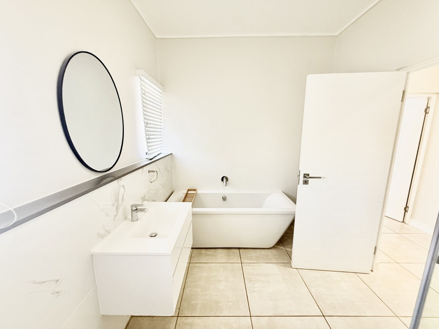 3 Bedroom Property for Sale in Izinga KwaZulu-Natal
