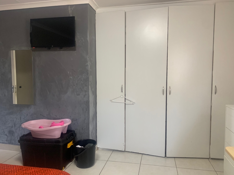 To Let 2 Bedroom Property for Rent in Overport KwaZulu-Natal