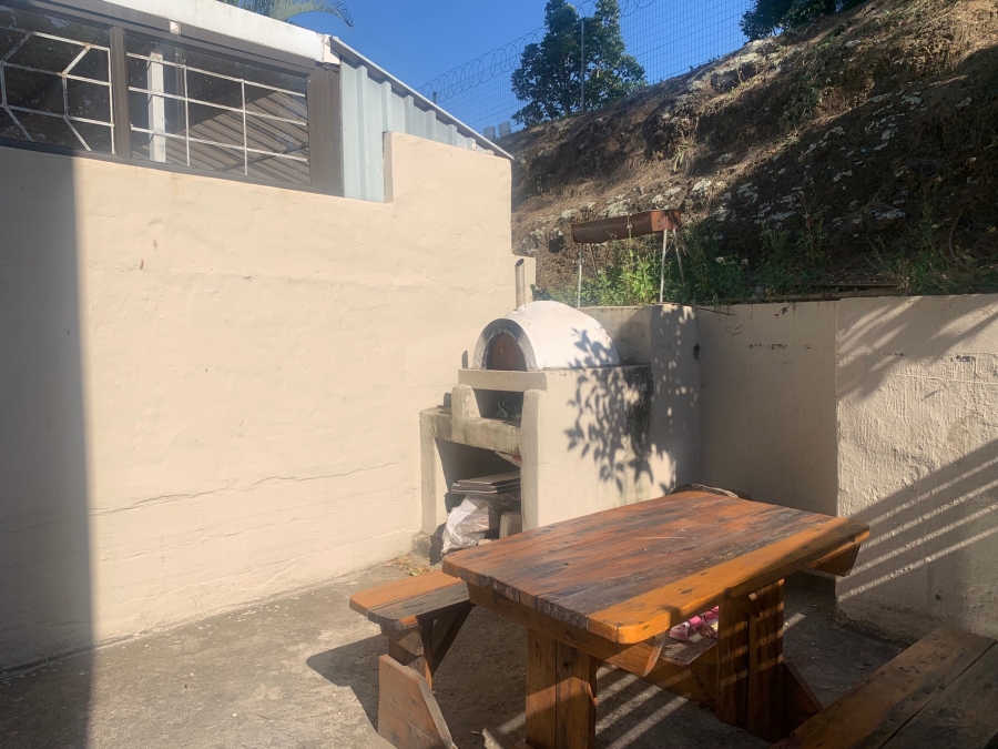 To Let 2 Bedroom Property for Rent in Overport KwaZulu-Natal