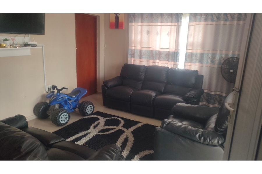 3 Bedroom Property for Sale in Lovu KwaZulu-Natal