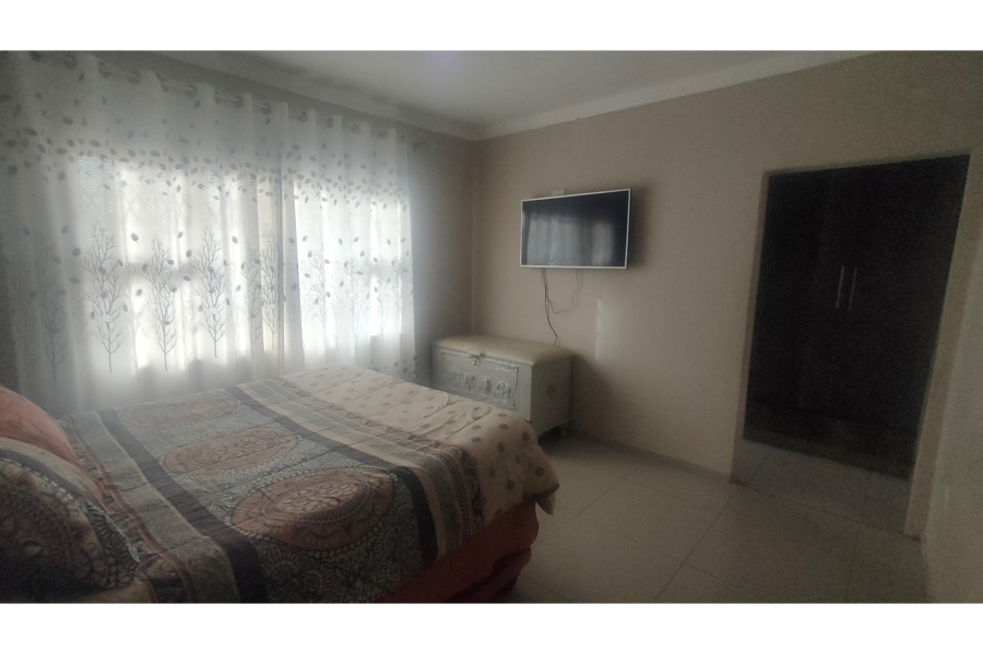 3 Bedroom Property for Sale in Lovu KwaZulu-Natal