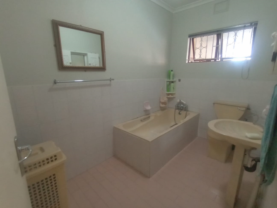 3 Bedroom Property for Sale in Escombe KwaZulu-Natal