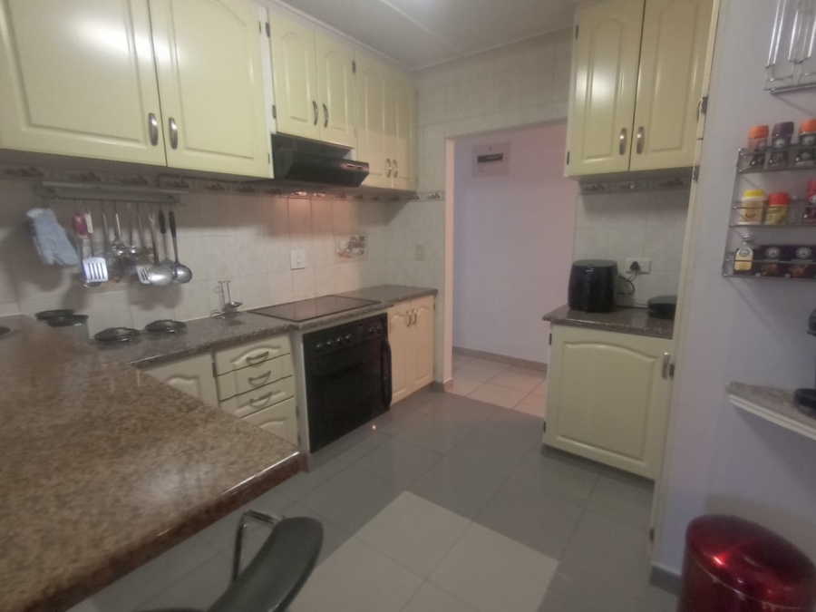 3 Bedroom Property for Sale in Escombe KwaZulu-Natal