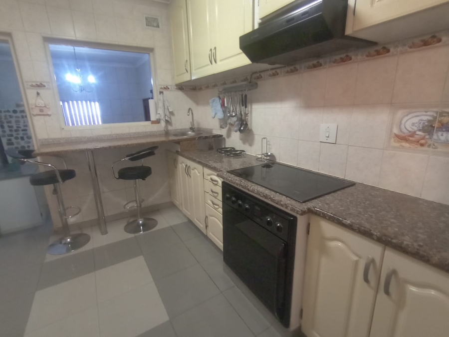 3 Bedroom Property for Sale in Escombe KwaZulu-Natal