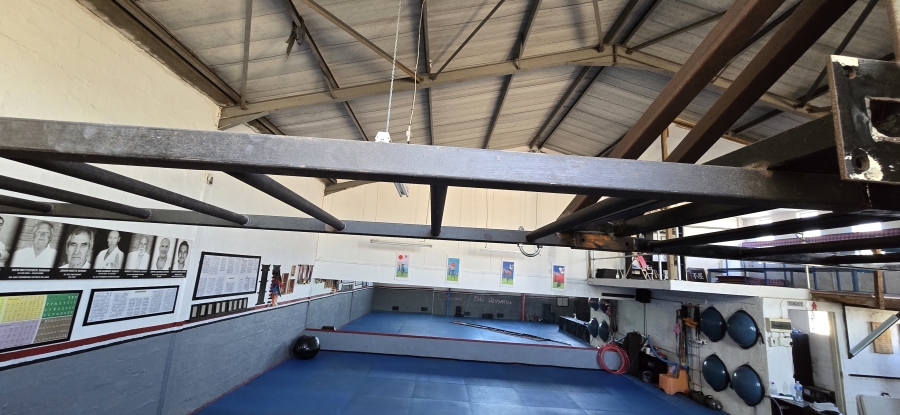 Commercial Property for Sale in Waterfall KwaZulu-Natal