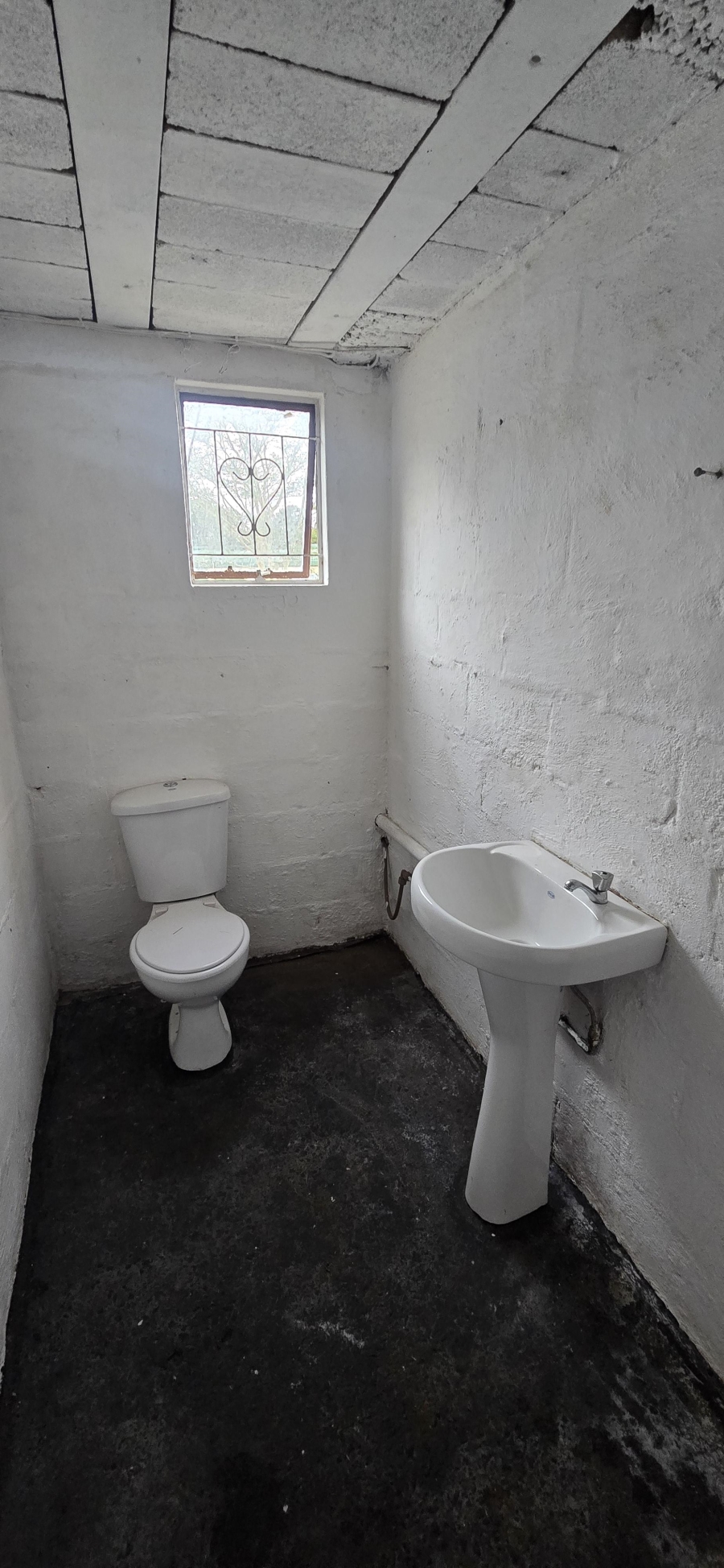 Commercial Property for Sale in Waterfall KwaZulu-Natal
