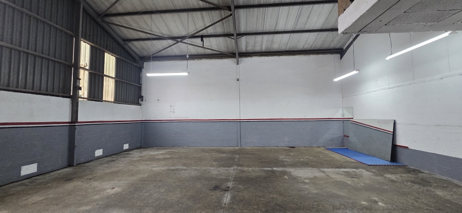 Commercial Property for Sale in Waterfall KwaZulu-Natal