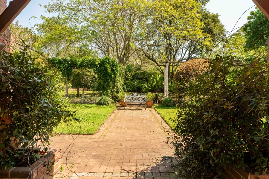 6 Bedroom Property for Sale in Hilldene KwaZulu-Natal