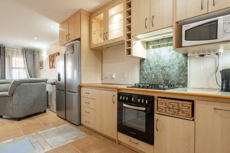 2 Bedroom Property for Sale in Amanzimtoti KwaZulu-Natal