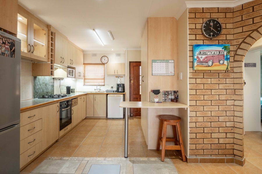 2 Bedroom Property for Sale in Amanzimtoti KwaZulu-Natal