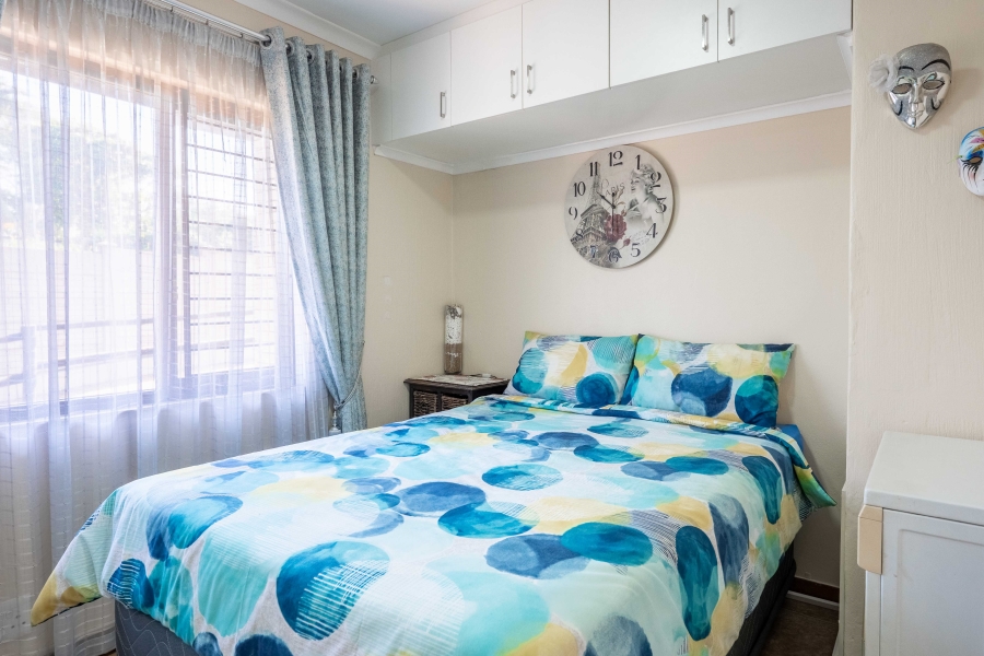 2 Bedroom Property for Sale in Amanzimtoti KwaZulu-Natal