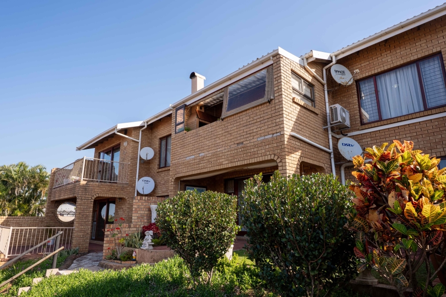 2 Bedroom Property for Sale in Amanzimtoti KwaZulu-Natal
