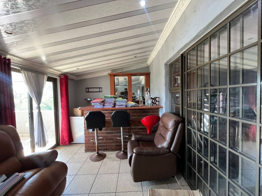 3 Bedroom Property for Sale in Ocean View KwaZulu-Natal