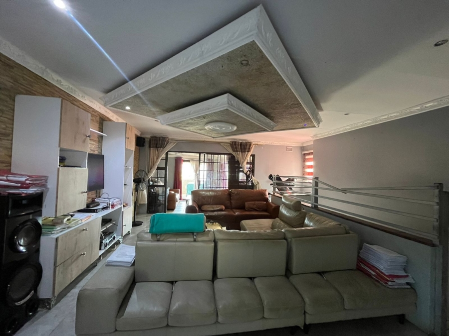 3 Bedroom Property for Sale in Ocean View KwaZulu-Natal