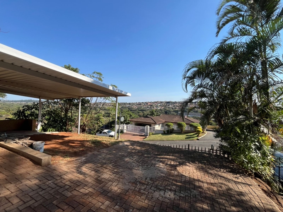 3 Bedroom Property for Sale in Ocean View KwaZulu-Natal