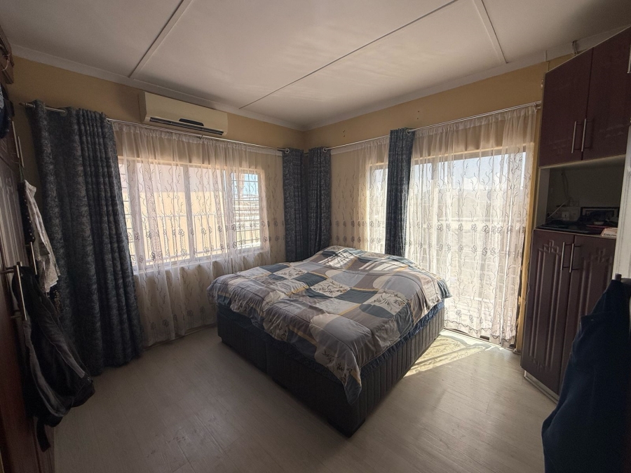 3 Bedroom Property for Sale in Woodview KwaZulu-Natal