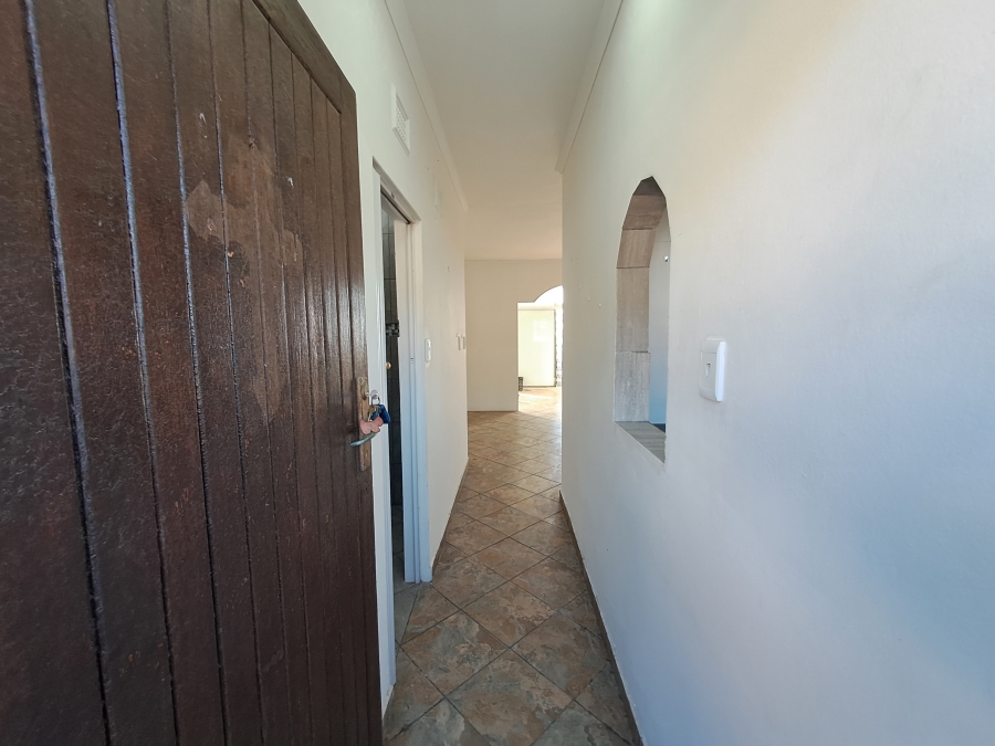 1 Bedroom Property for Sale in Margate KwaZulu-Natal