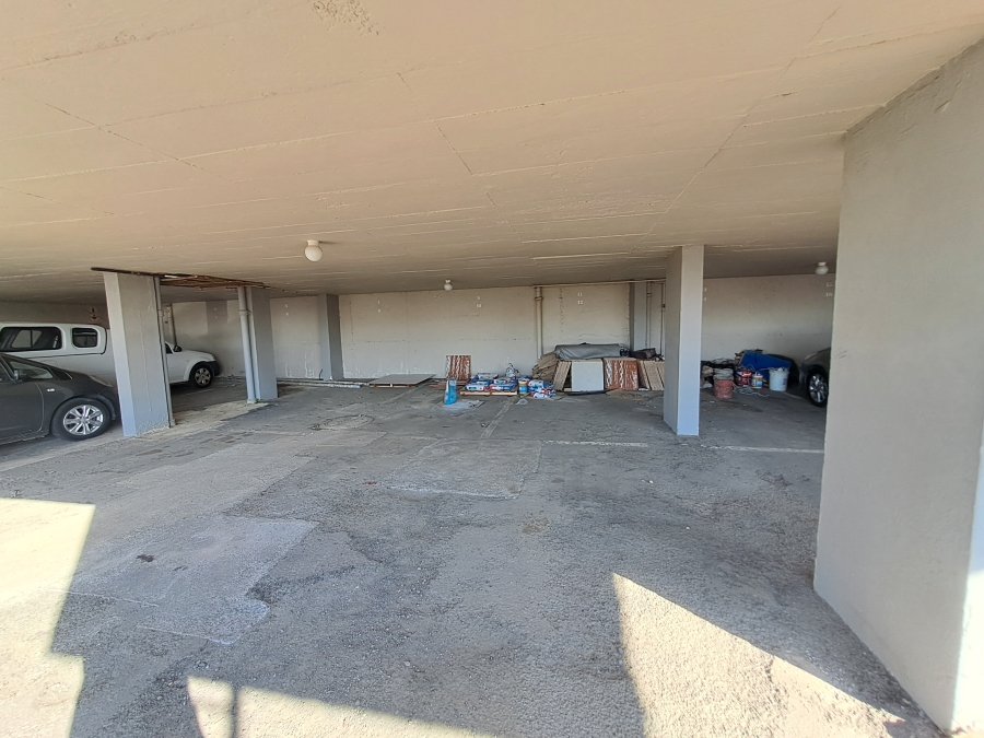 1 Bedroom Property for Sale in Margate KwaZulu-Natal
