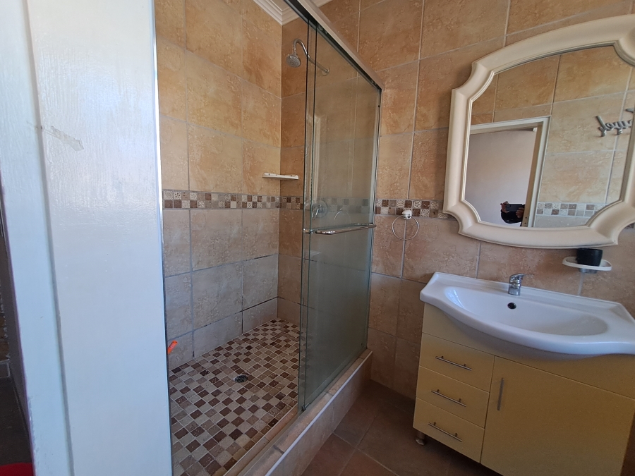 1 Bedroom Property for Sale in Margate KwaZulu-Natal