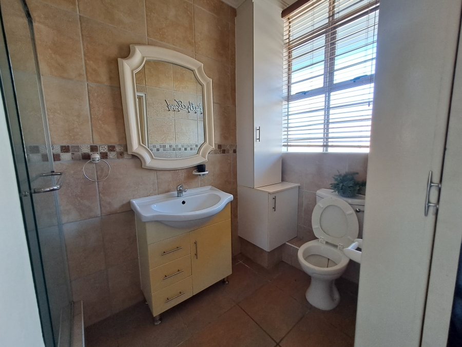 1 Bedroom Property for Sale in Margate KwaZulu-Natal