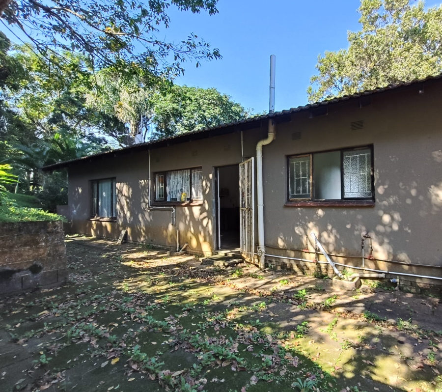 2 Bedroom Property for Sale in Uvongo KwaZulu-Natal