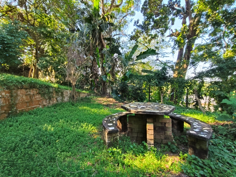 2 Bedroom Property for Sale in Uvongo KwaZulu-Natal