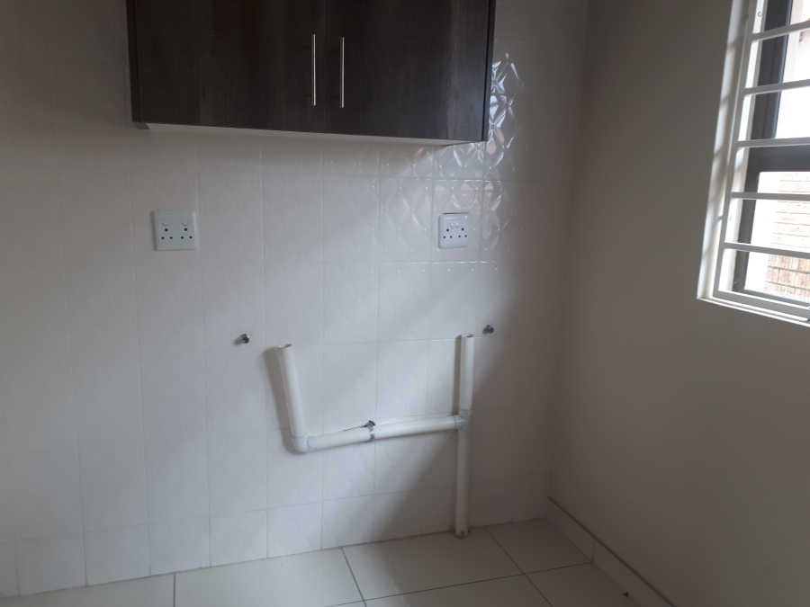 To Let 3 Bedroom Property for Rent in Pioneer Park KwaZulu-Natal