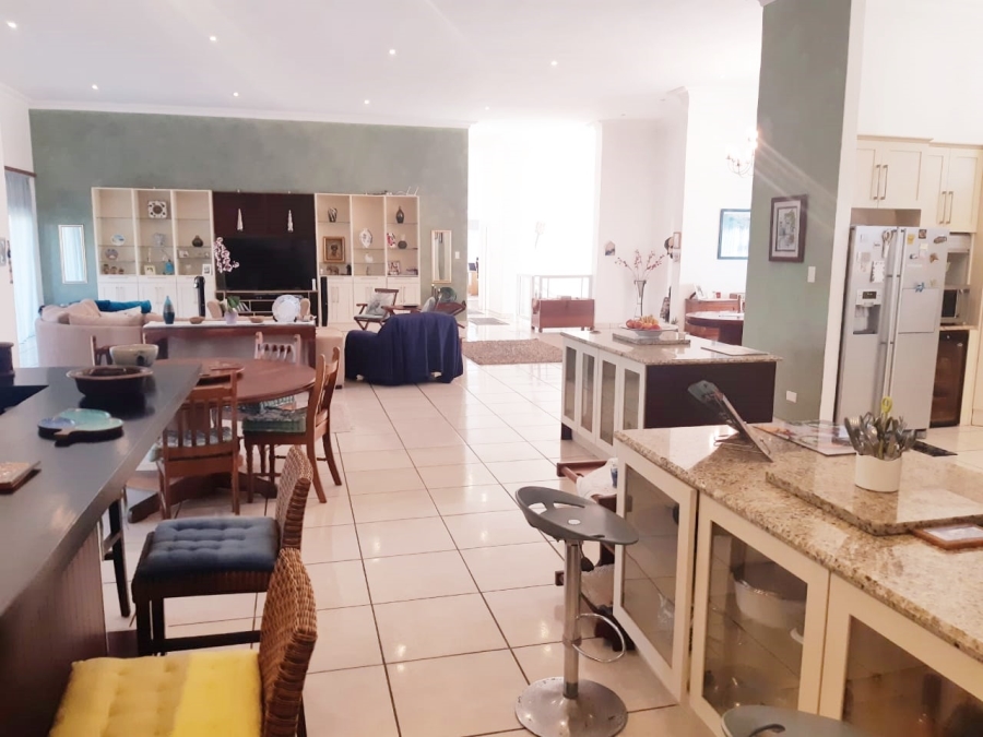To Let 3 Bedroom Property for Rent in Wakenshaw Estate KwaZulu-Natal
