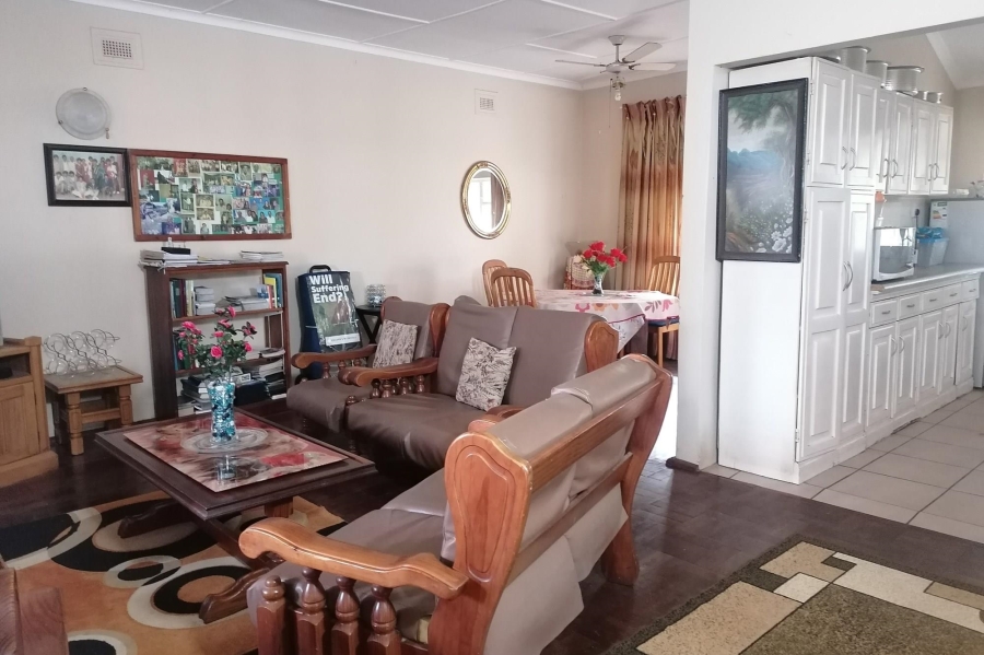 2 Bedroom Property for Sale in St Michaels On Sea KwaZulu-Natal