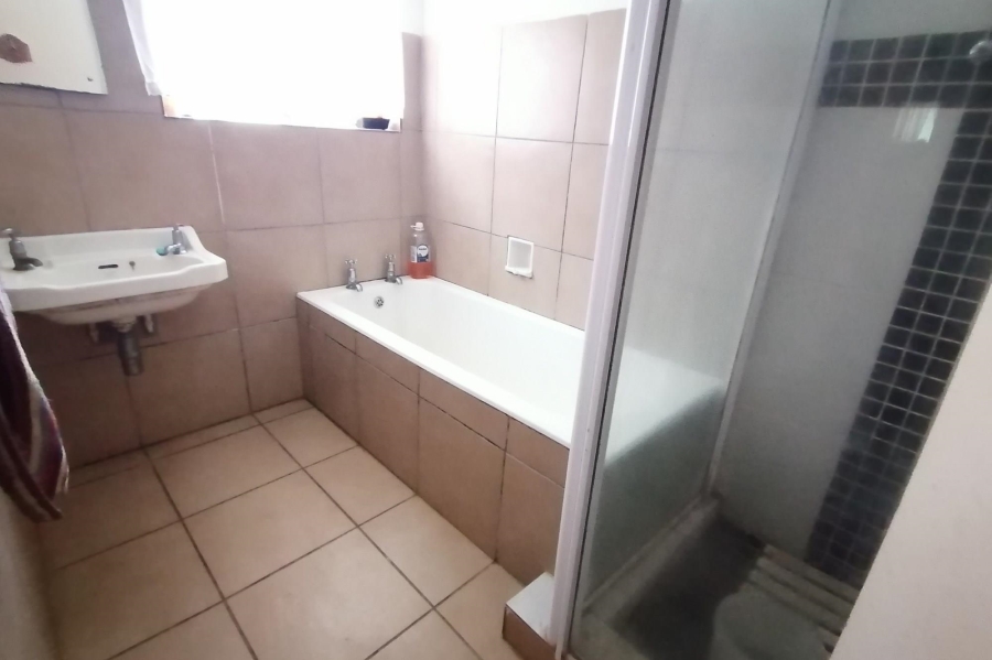 2 Bedroom Property for Sale in St Michaels On Sea KwaZulu-Natal