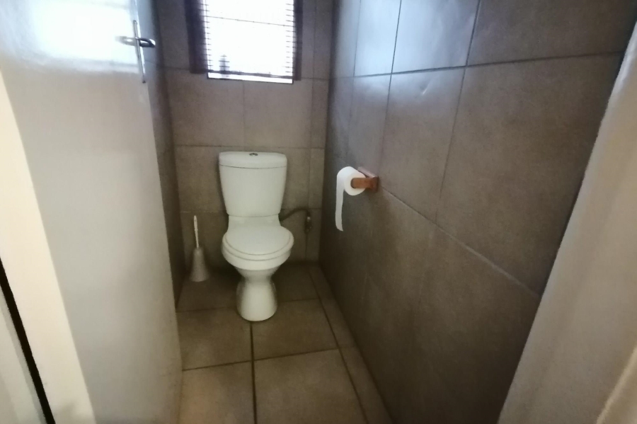 2 Bedroom Property for Sale in St Michaels On Sea KwaZulu-Natal