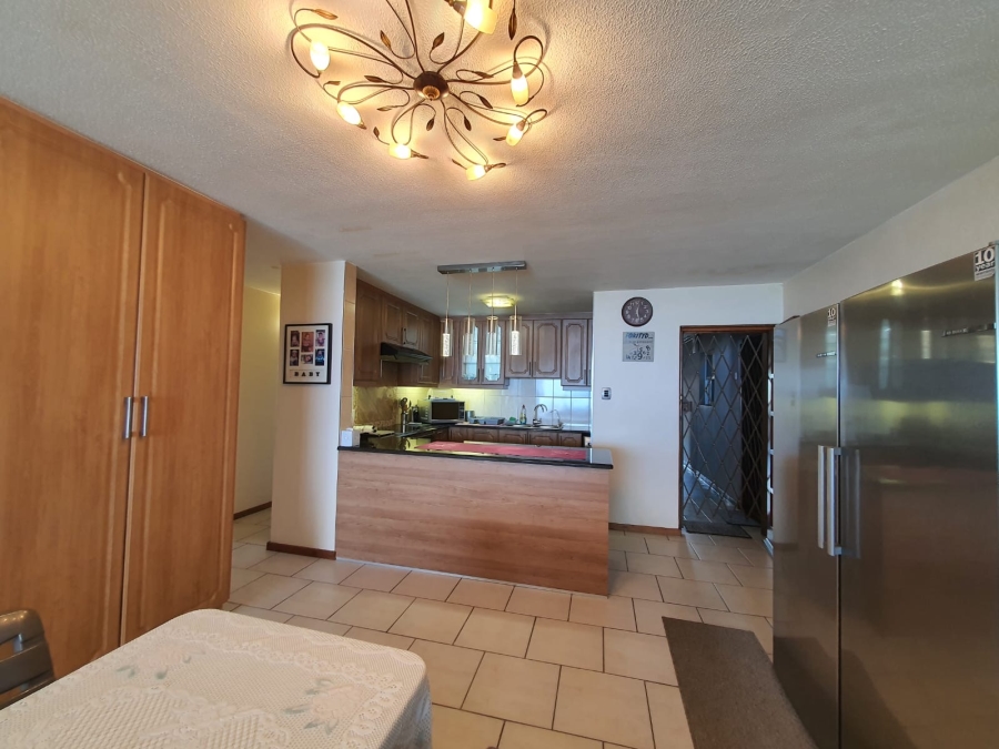 3 Bedroom Property for Sale in Amanzimtoti KwaZulu-Natal