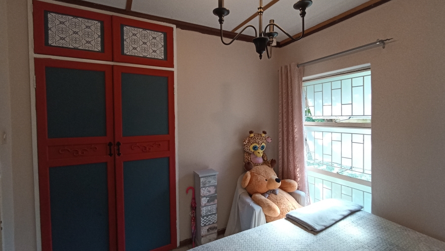 4 Bedroom Property for Sale in Signal Hill KwaZulu-Natal
