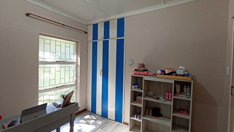 4 Bedroom Property for Sale in Signal Hill KwaZulu-Natal