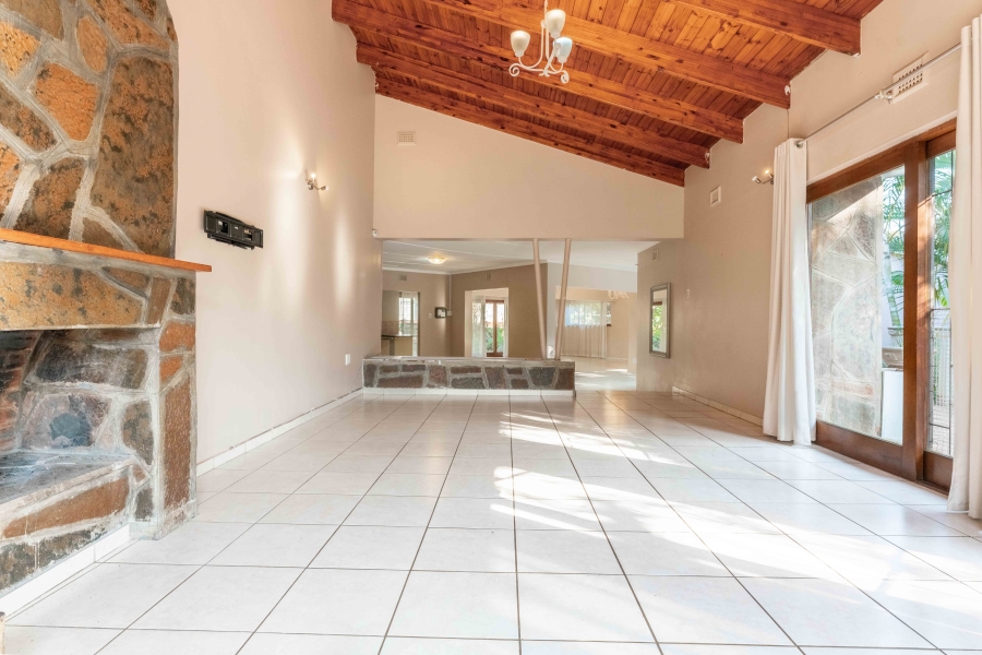 4 Bedroom Property for Sale in Amanzimtoti KwaZulu-Natal