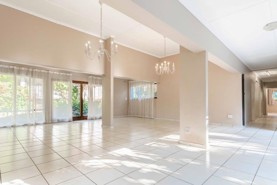 4 Bedroom Property for Sale in Amanzimtoti KwaZulu-Natal