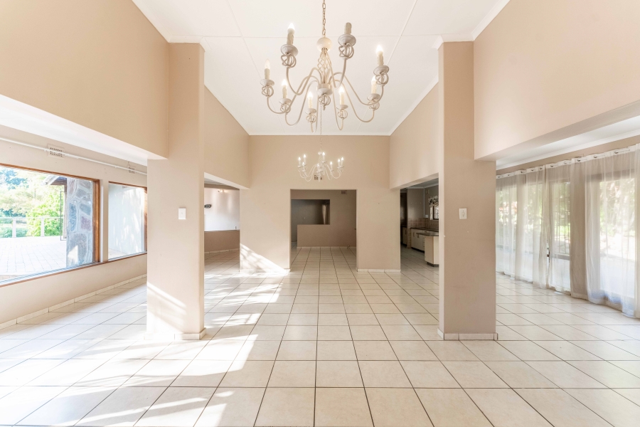 4 Bedroom Property for Sale in Amanzimtoti KwaZulu-Natal