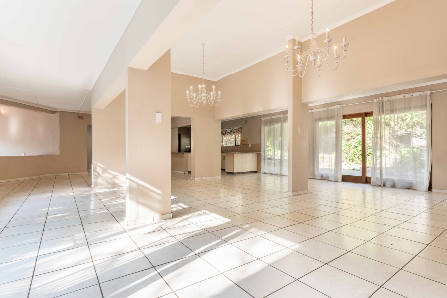 4 Bedroom Property for Sale in Amanzimtoti KwaZulu-Natal