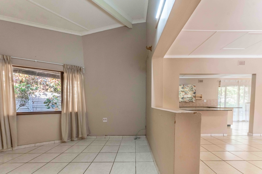 4 Bedroom Property for Sale in Amanzimtoti KwaZulu-Natal