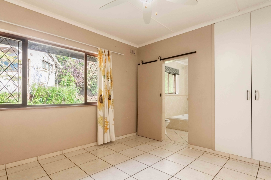 4 Bedroom Property for Sale in Amanzimtoti KwaZulu-Natal