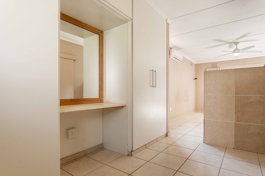 4 Bedroom Property for Sale in Amanzimtoti KwaZulu-Natal