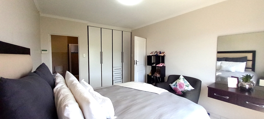 3 Bedroom Property for Sale in Westbrook KwaZulu-Natal